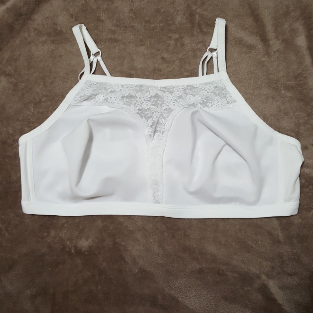 Brand new Amoreuse 44d Cami bra